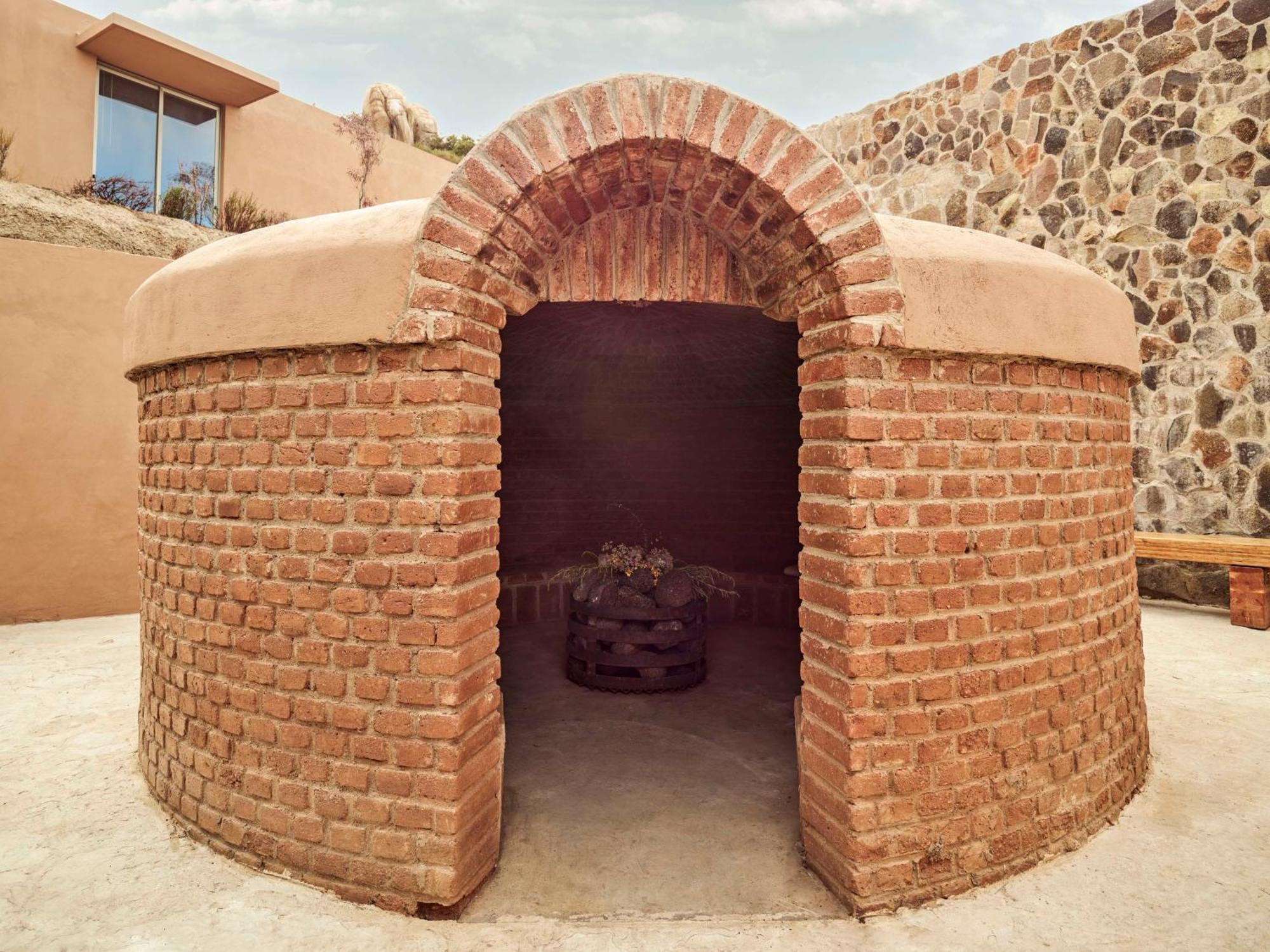 Banyan Tree Veya, Valle De Guadalupe - A Wellbeing & Wine Resort Dış mekan fotoğraf