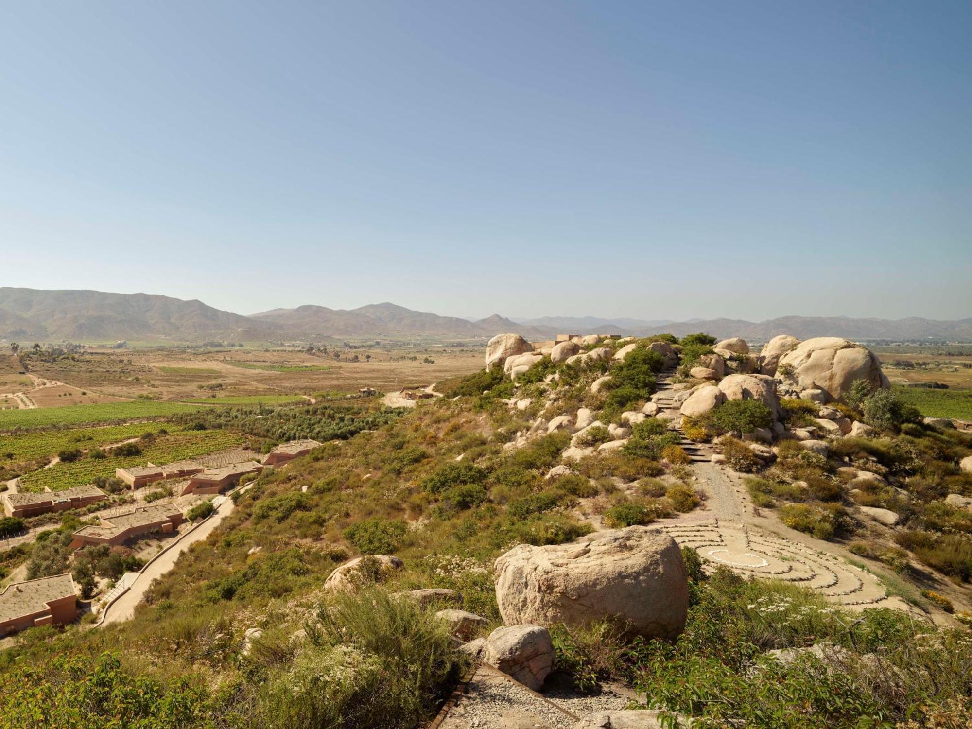 Banyan Tree Veya, Valle De Guadalupe - A Wellbeing & Wine Resort Dış mekan fotoğraf